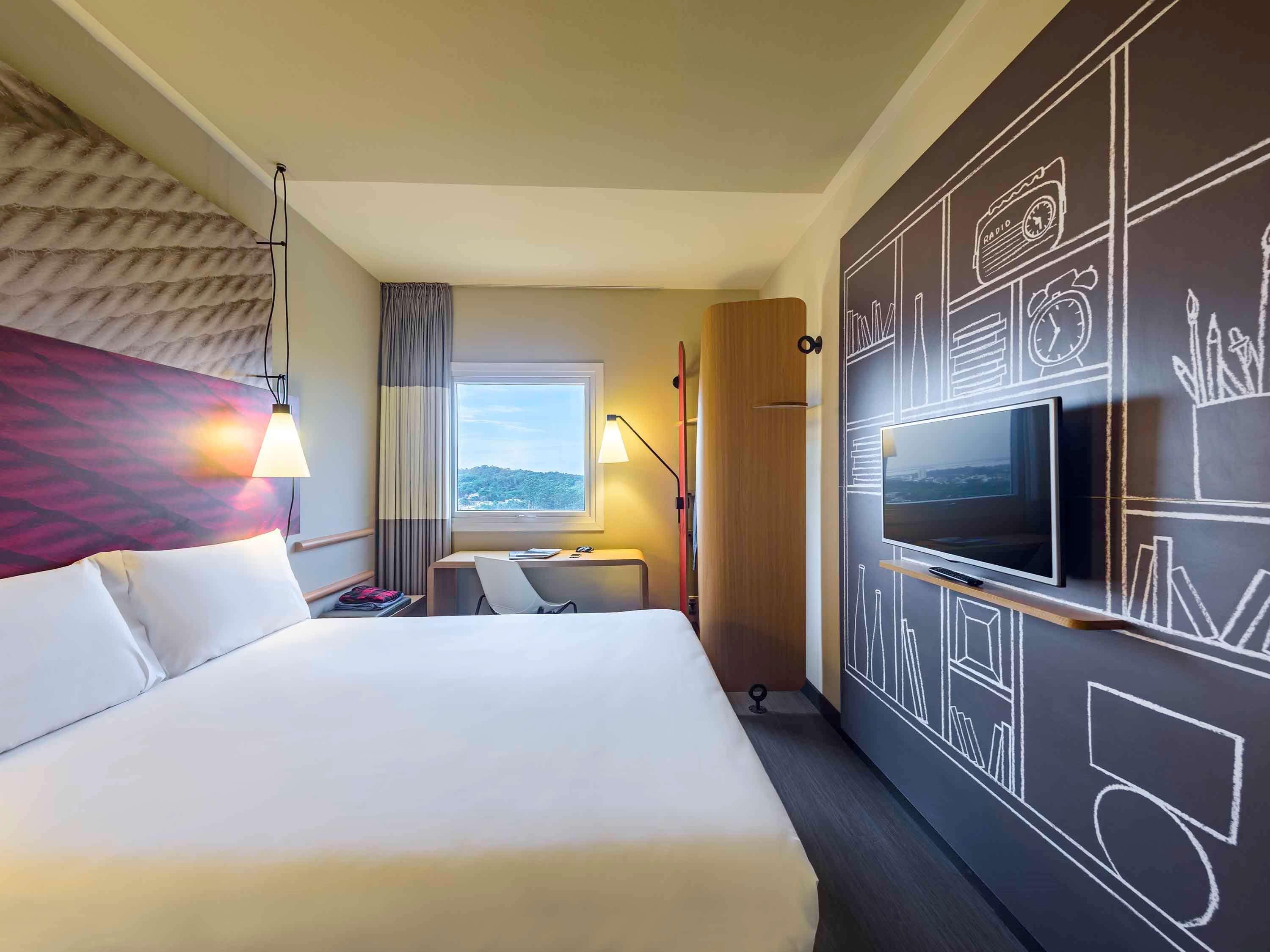Отель Ibis Guaiba Экстерьер фото