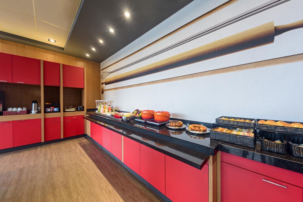 Отель Ibis Guaiba Экстерьер фото
